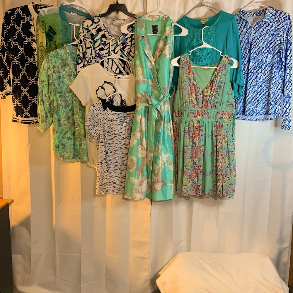 Mystery Box Ann Taylor M